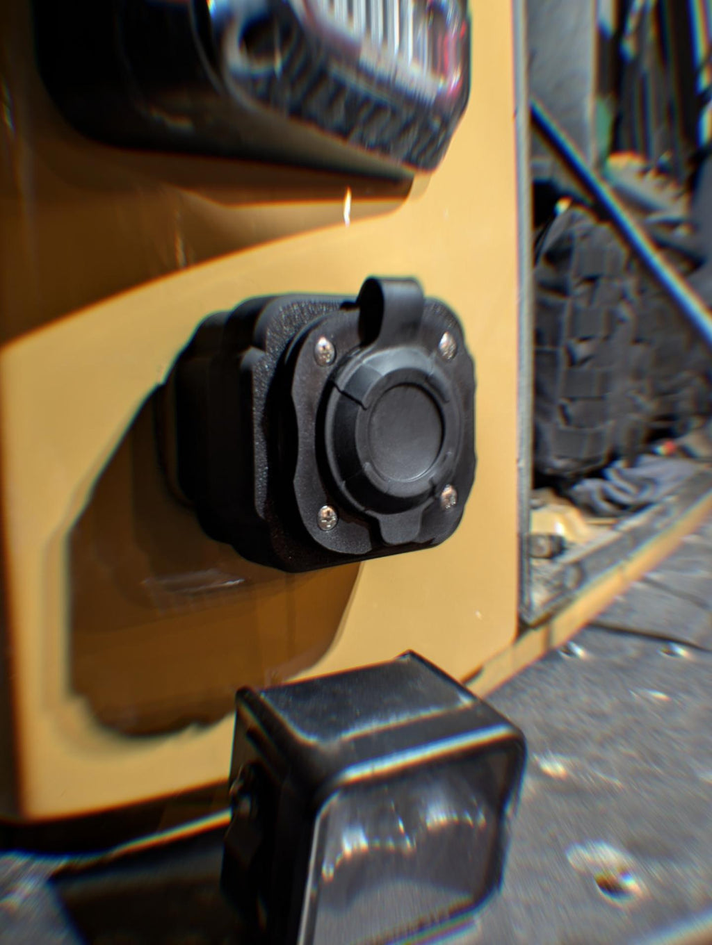 Jeep Wrangler JK/JKU shore power adapter